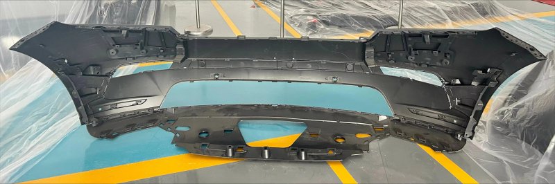 For  Range Rover Velar Base Version 2017-2023 with or Without Sprayer  Holes LR093475 LR137938 LR093477 Front Bumper